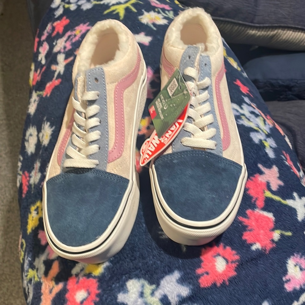 Vans platform